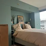 Spacious Apartment - Balcony